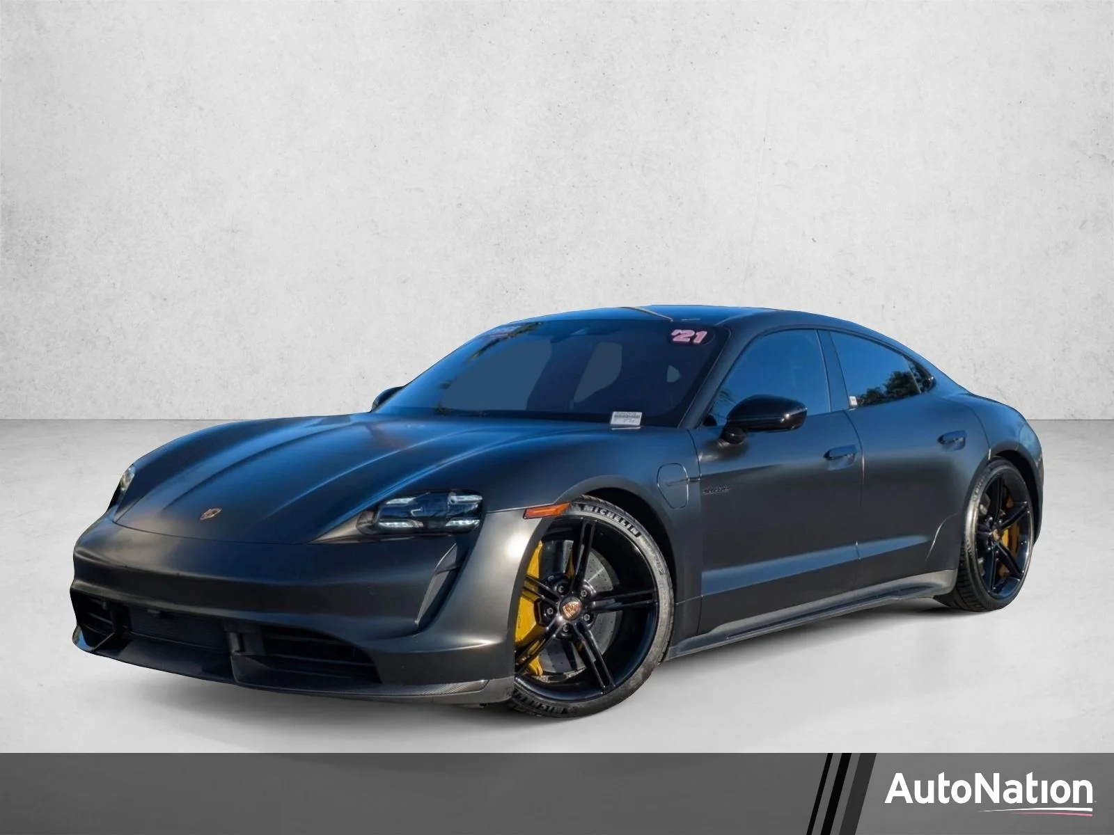 2021 Porsche Taycan Turbo S's photo