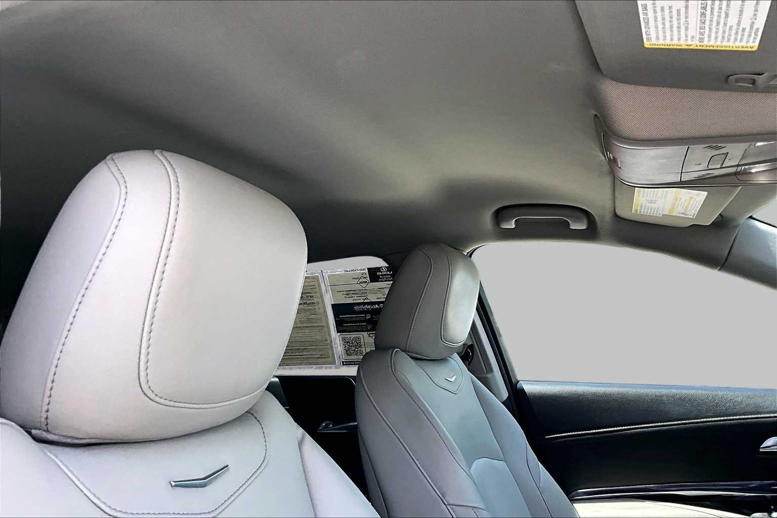 Used 2023 Crystal White Tricoat Cadillac FWD Luxury image 14