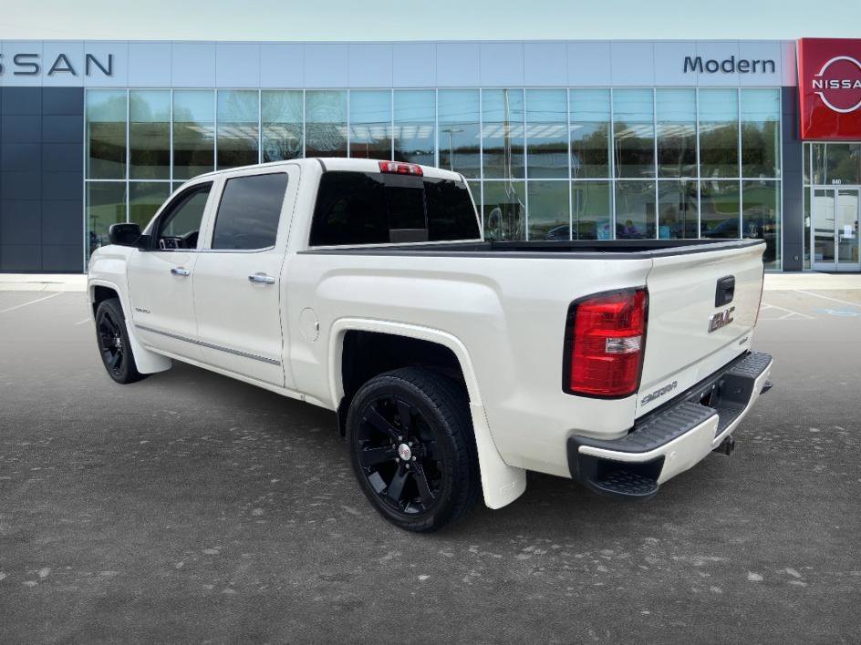Used 2015 White Diamond Tricoat GMC Denali image 6