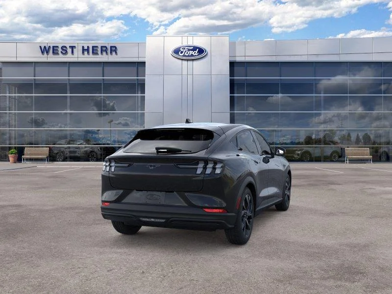 New 2026 Shadow Black Ford Select image 8
