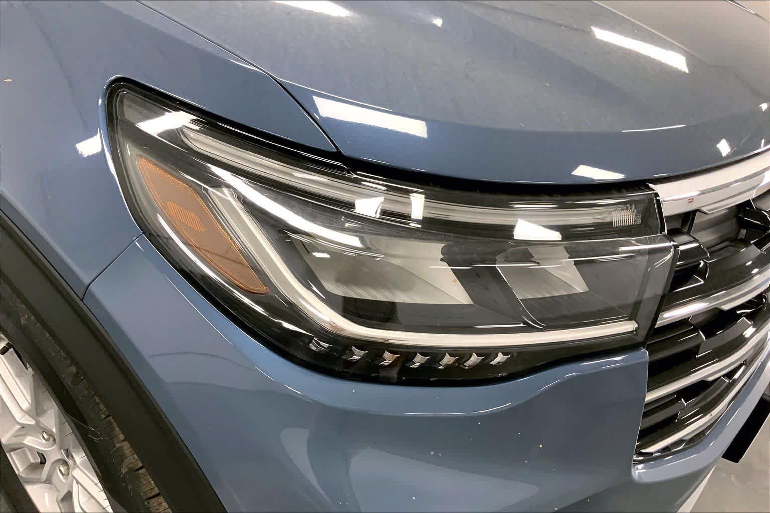 New 2026 Vapor Blue Metallic Ford Active image 13