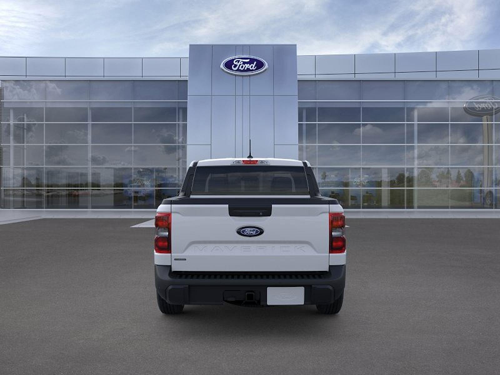 New 2026 Space White Metallic Ford XLT image 5