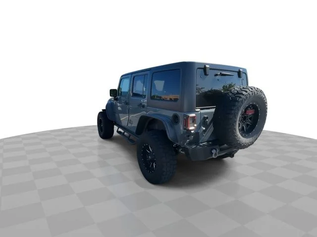 Used 2015 Gray Jeep Unlimited Sport image 9