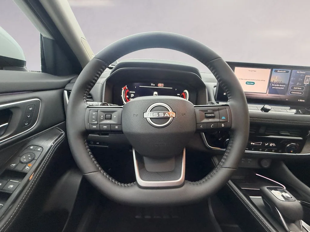 New 2026 White Nissan Platinum image 13
