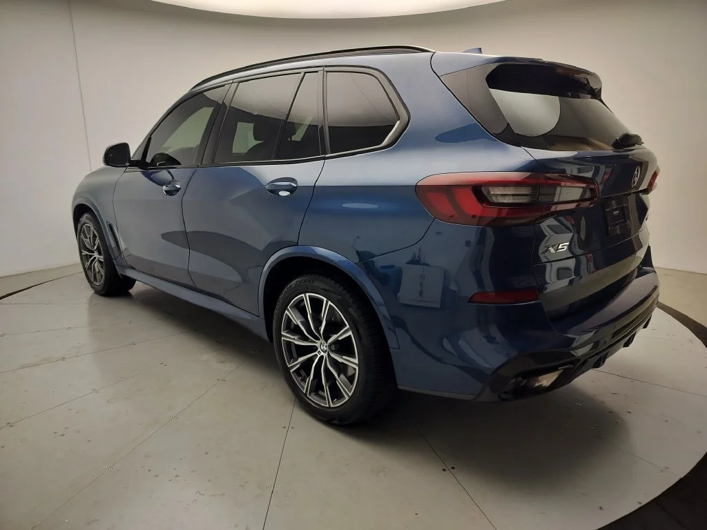 Certified Used 2023 Blue BMW xDrive40i image 4