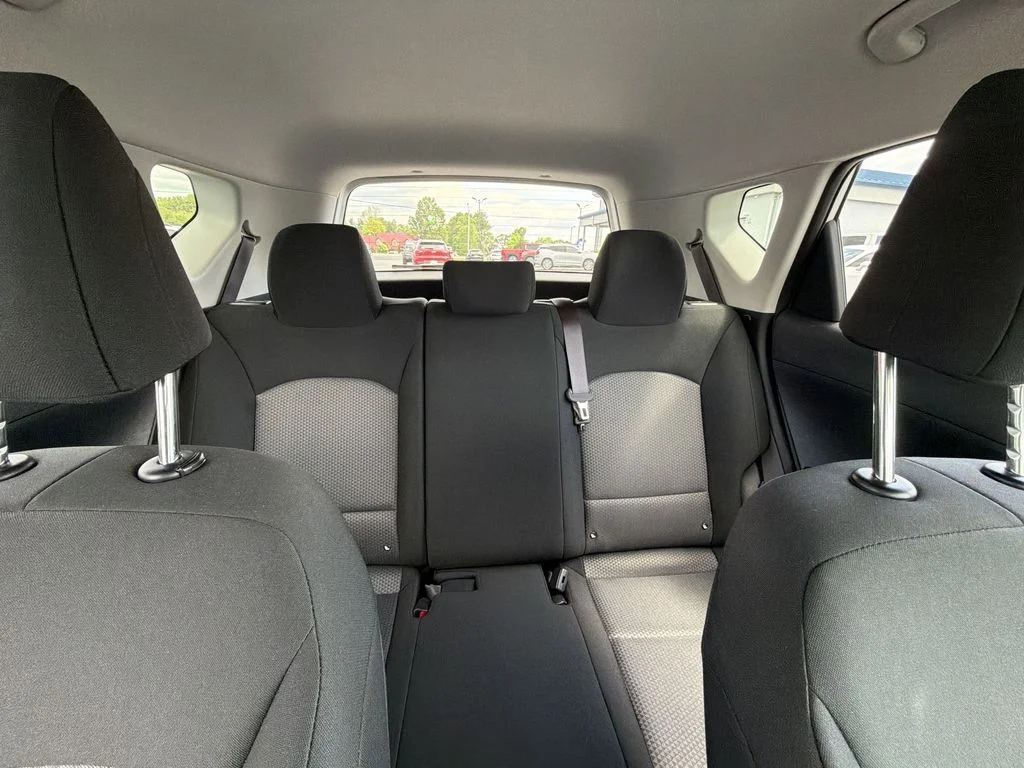 Used 2025 White Kia LX image 13