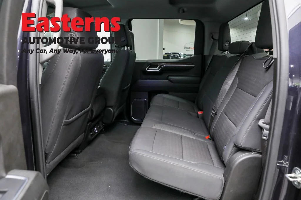 Used 2023 Gray Chevrolet LT image 23