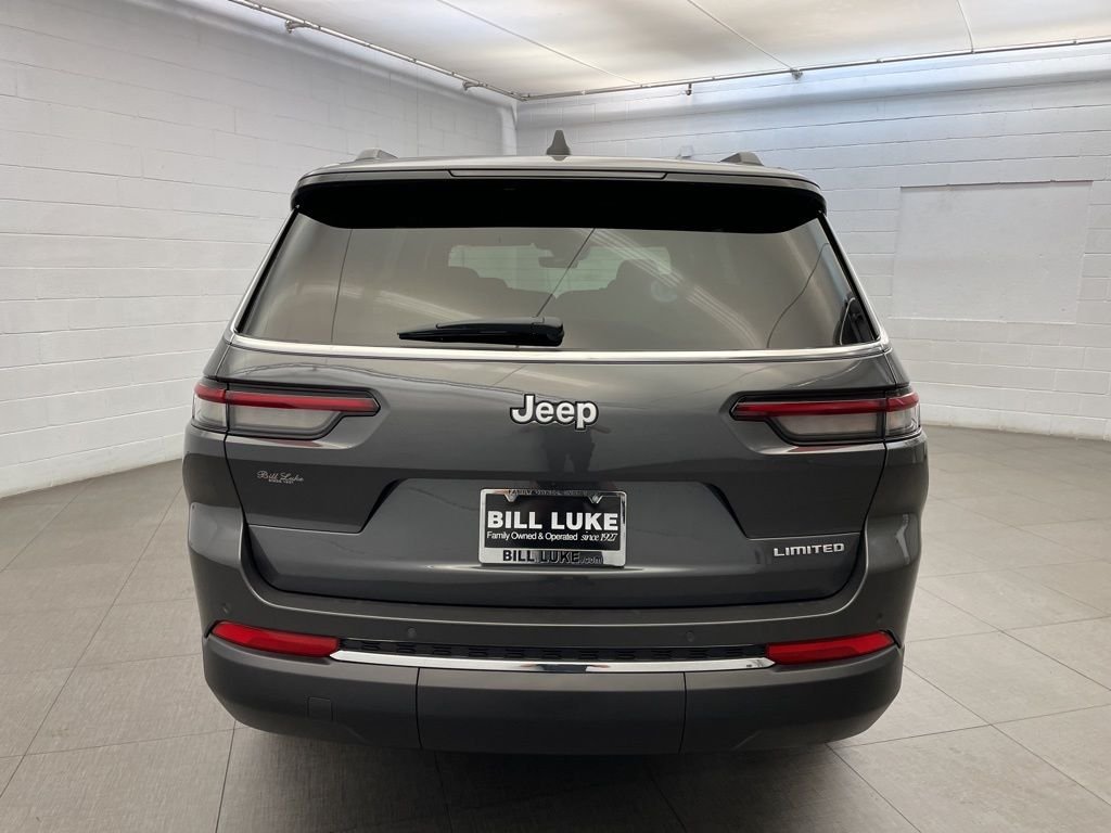 New 2025 Baltic Gray Metallic Clear-Coat Exterior Paint Jeep Limited image 4