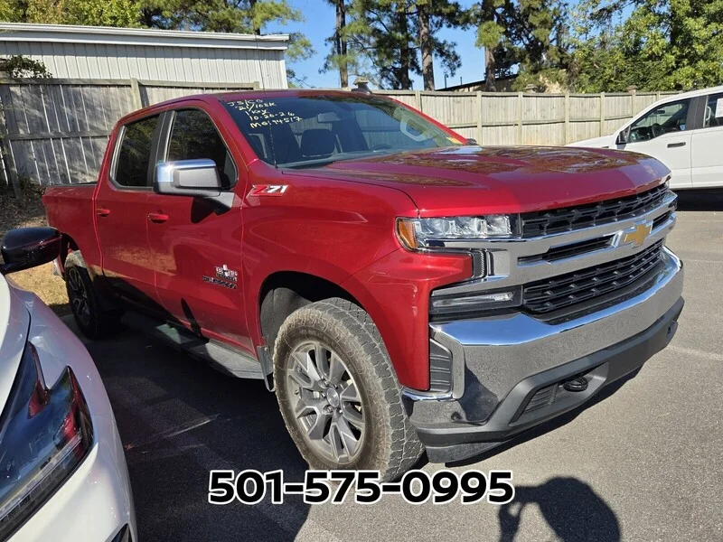 Used 2021 Cherry Red CHEVROLET LT image 6