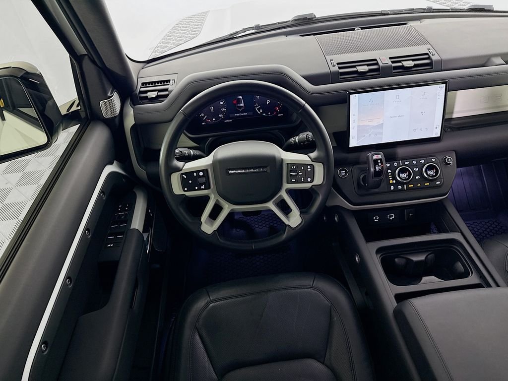 Certified Used 2024 White Land Rover S image 19