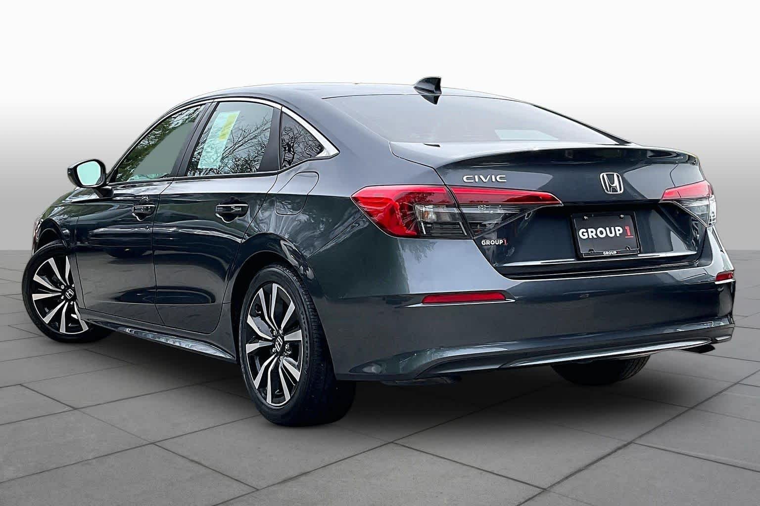 Used 2023 Meteorite Gray Metallic Honda EX image 12