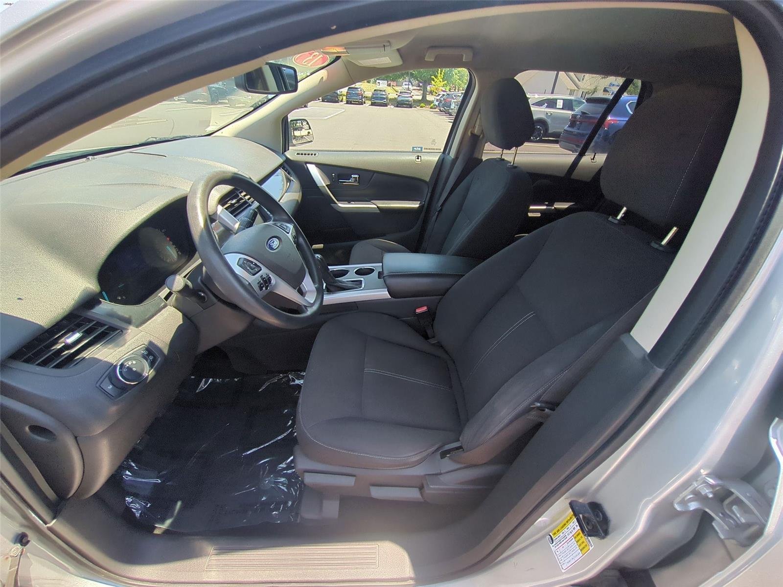 Used 2013 Ingot Silver Metallic Ford SE image 31