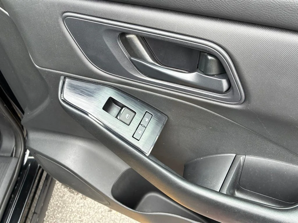 Used 2024 Black Nissan S image 46