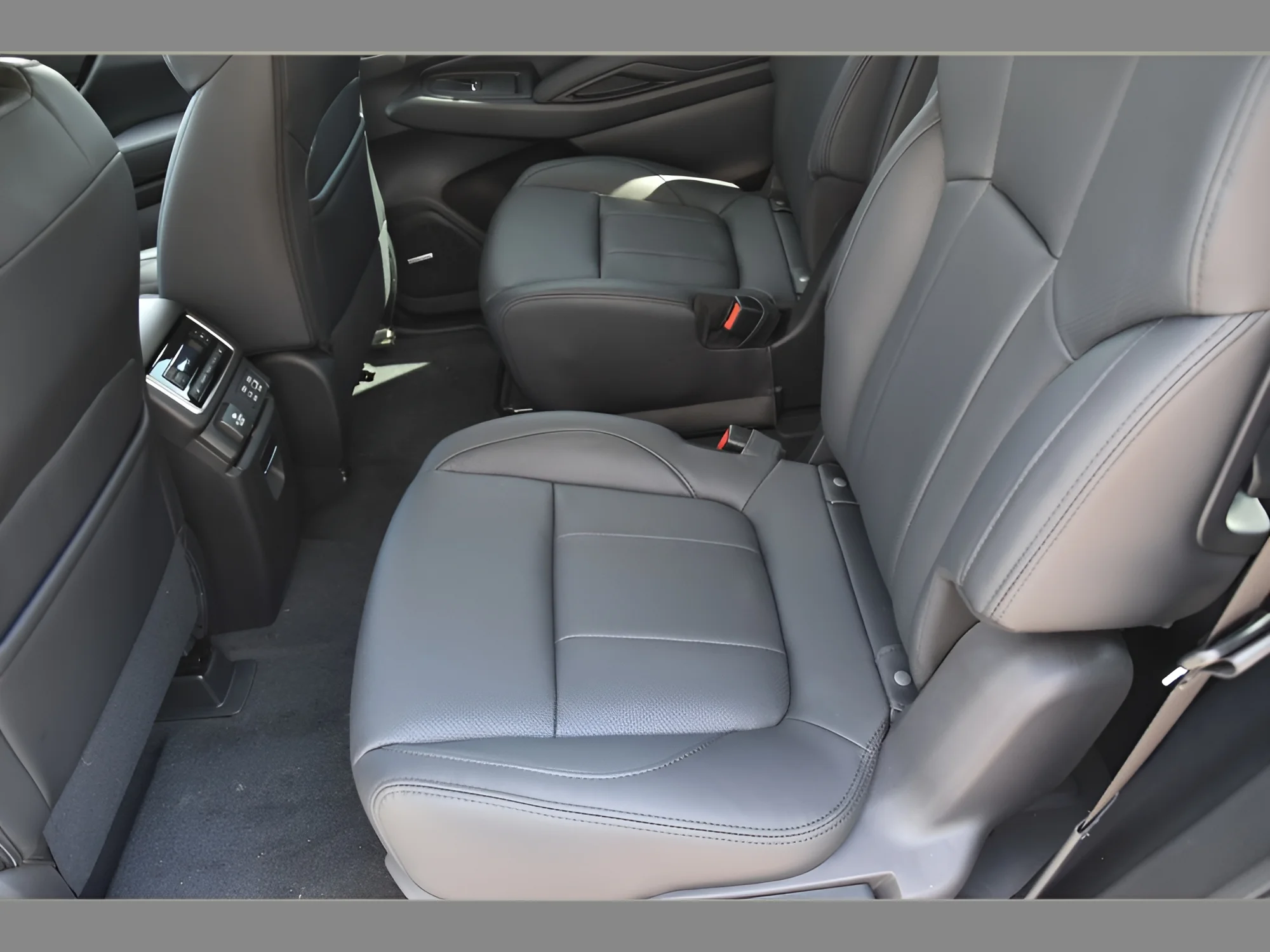 2026 Subaru Ascent Onyx Edition-Touring - Photo 15