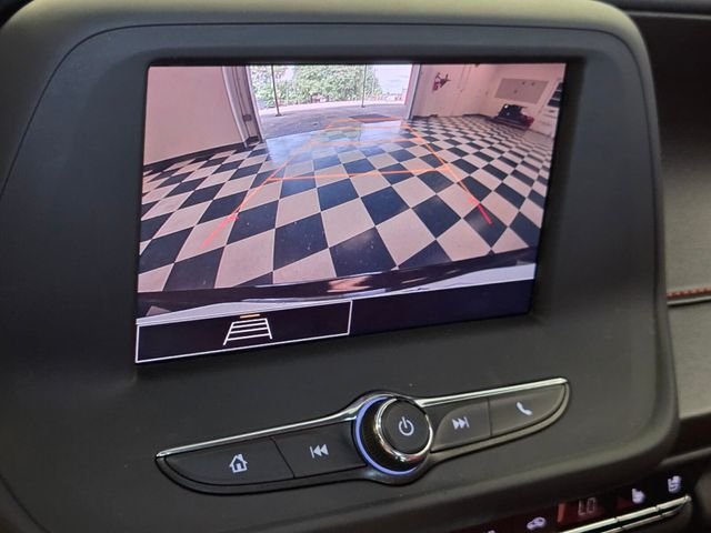 Used 2021 Black Chevrolet 2LT image 18