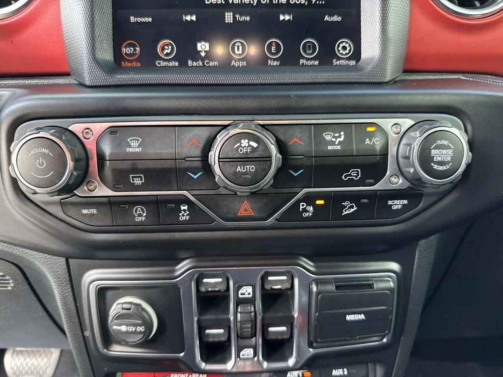 Used 2020 Teal Jeep Unlimited Rubicon image 32