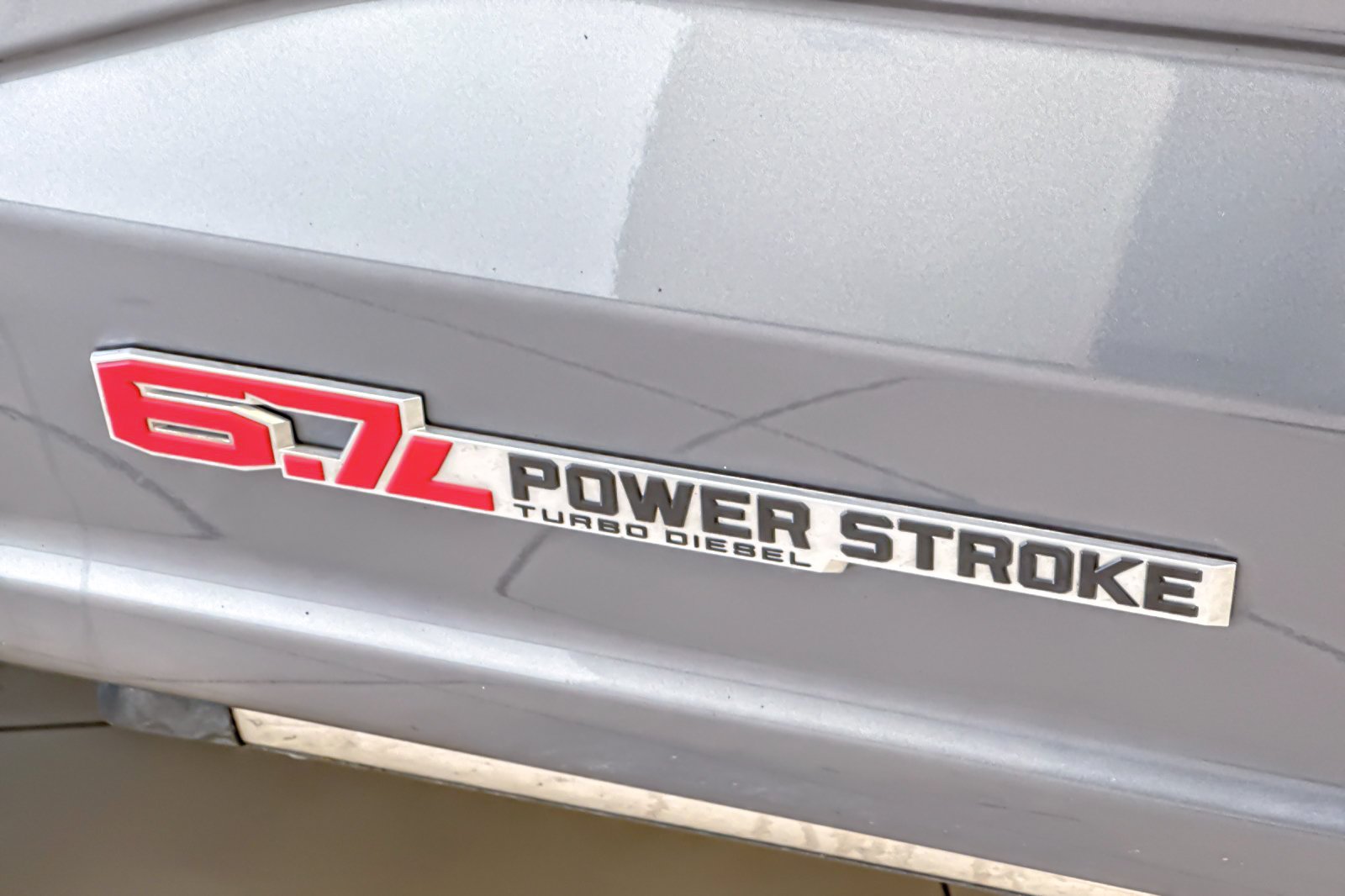 Used 2024 Gray Metallic Ford LARIAT image 26