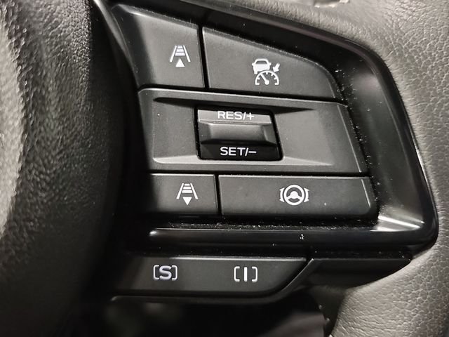 Used 2025 Ice Silver Metallic Subaru Premium image 28