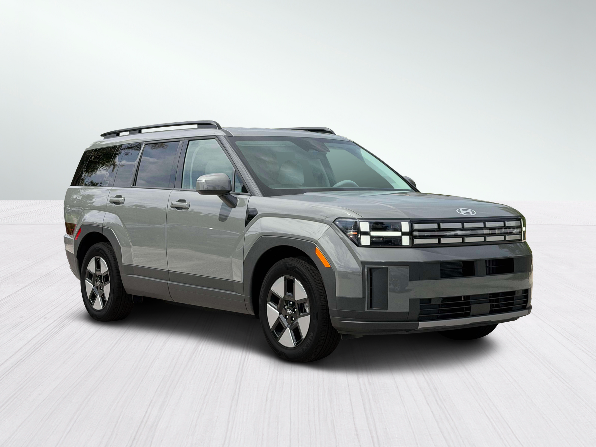 New 2027 Hampton Gray Hyundai SEL image 18