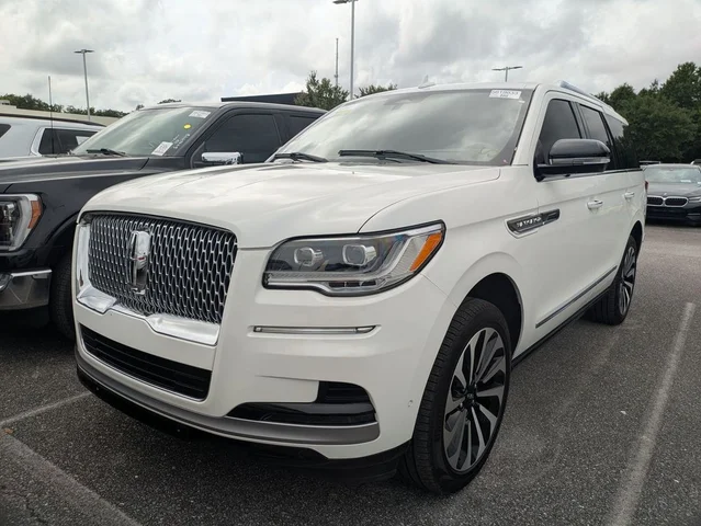2023 Lincoln Navigator Reserve