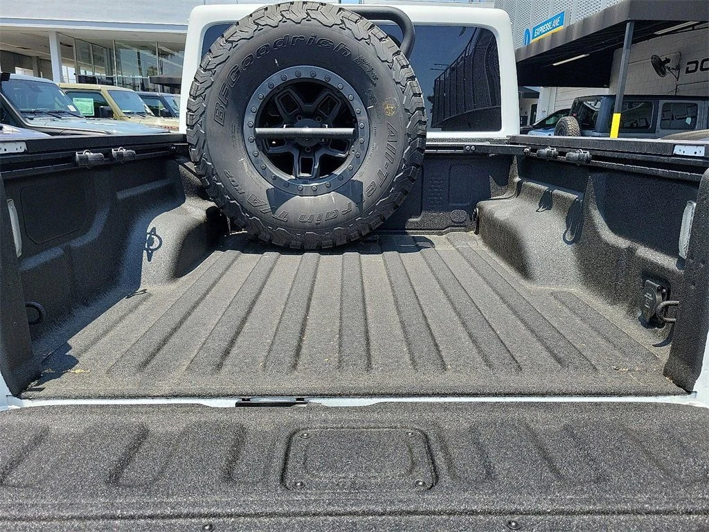 2025 Jeep Gladiator Rubicon X - Photo 16