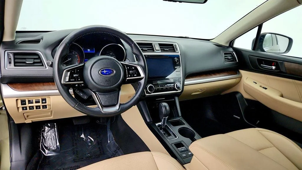 Used 2018 Wilderness Green Metallic Subaru 2.5i Limited w/ EyeSight & Navigation Package image 13