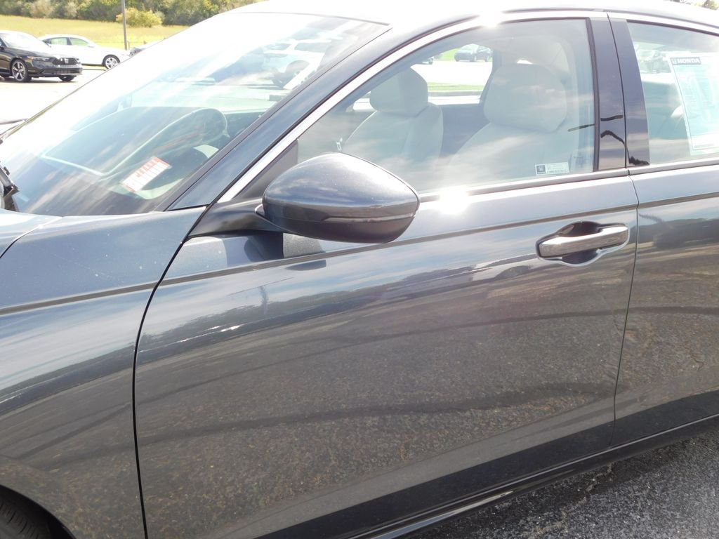 New 2026 Meteorite Gray Metallic Honda Touring image 11