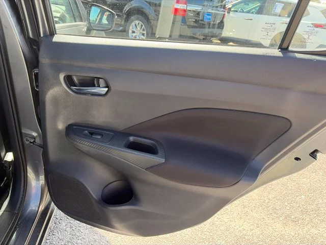 Used 2021 Gray Nissan 1.6 SV image 18