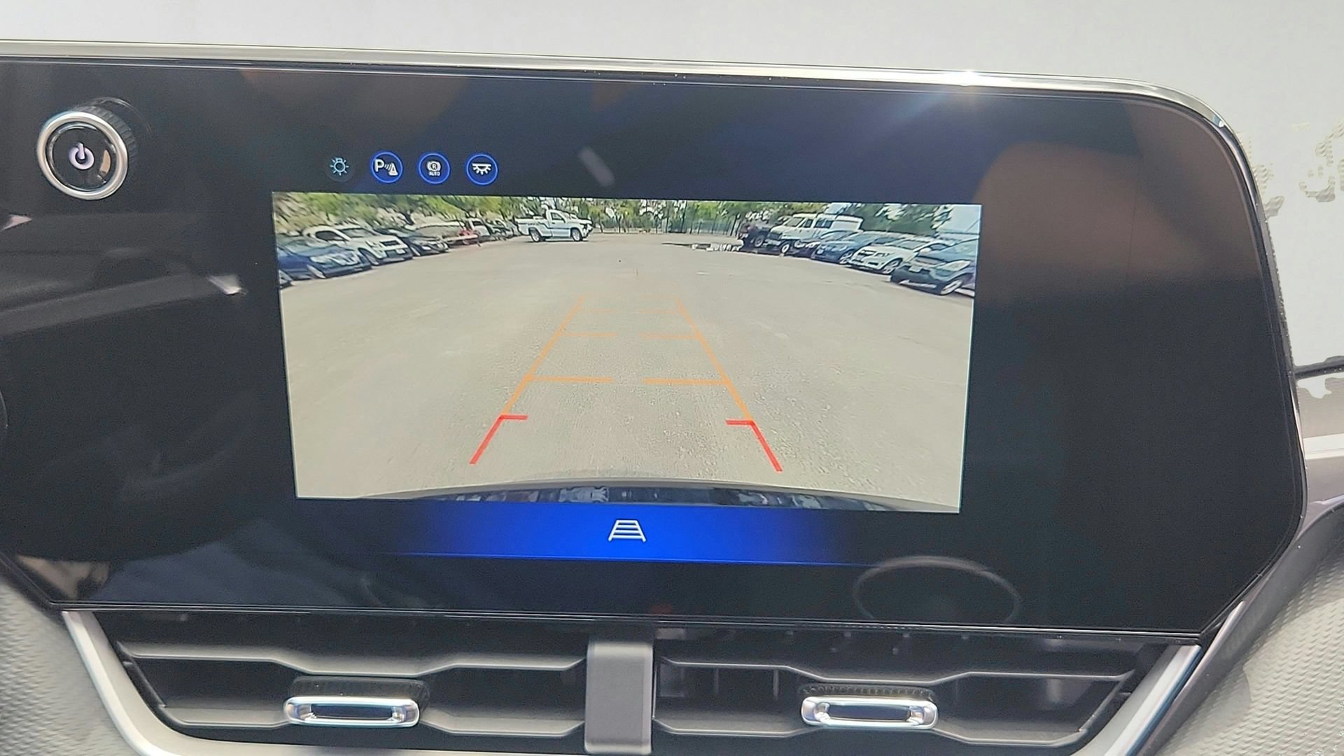 2027 Chevrolet Equinox LT - Photo 15