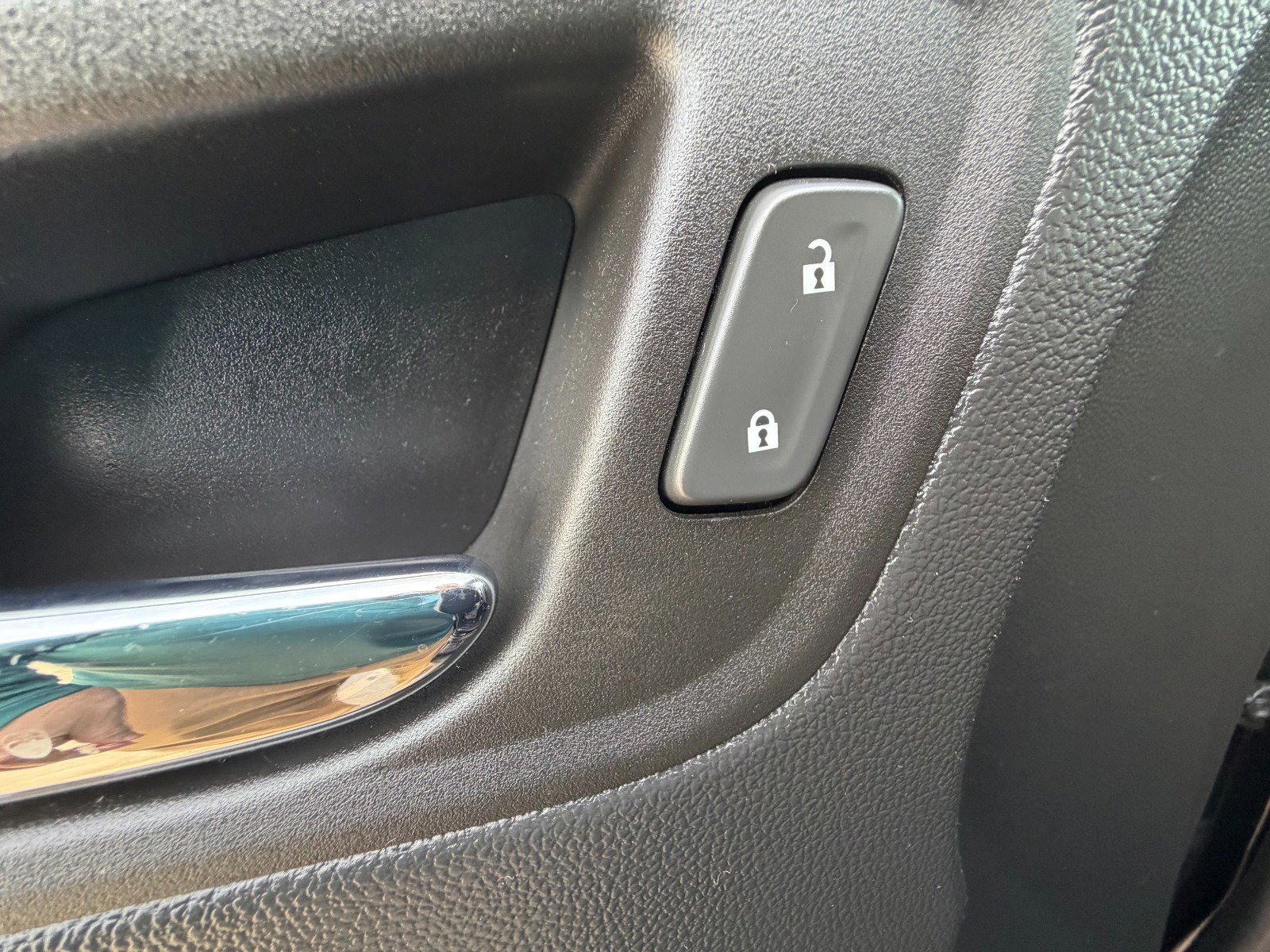 2022 Chevrolet Colorado Z71 - Photo 10