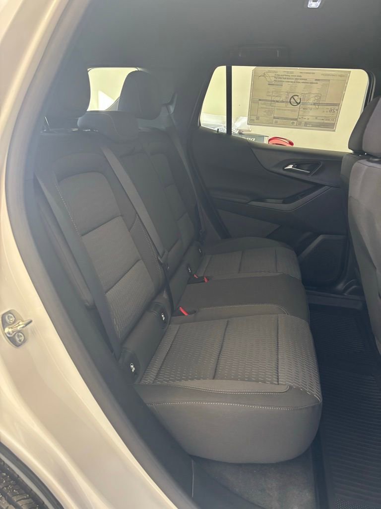 2026 Chevrolet Equinox LT - Photo 24