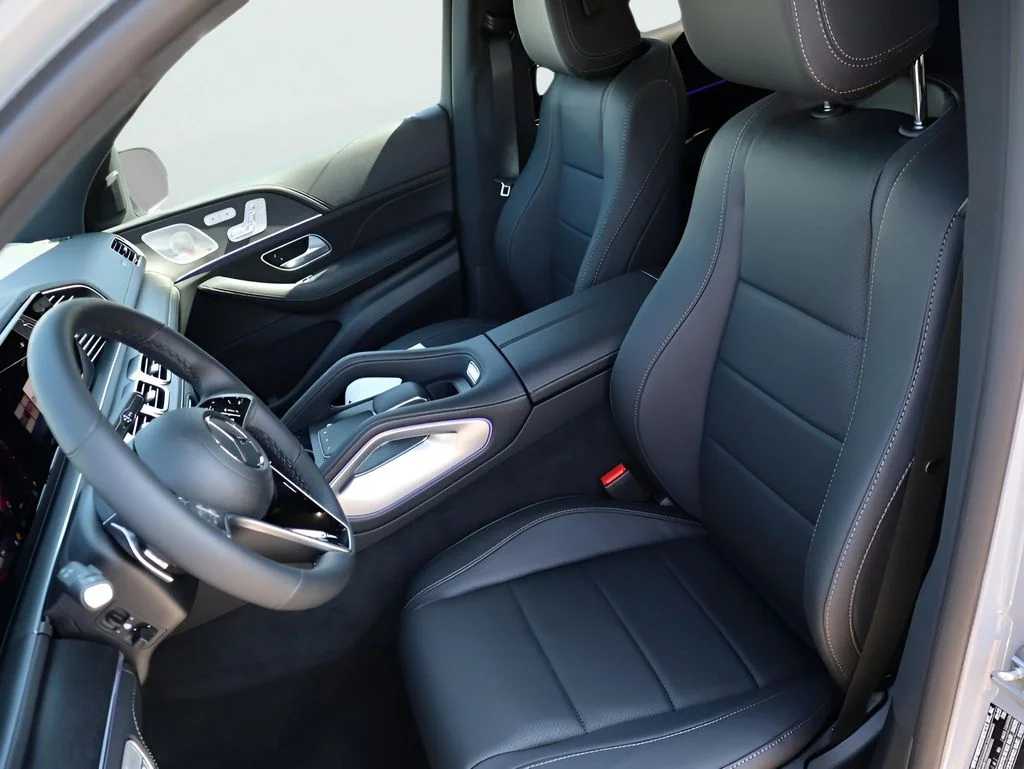 Used 2026 MANUFAKTUR Alpine Gray Mercedes-Benz GLE 450 image 31