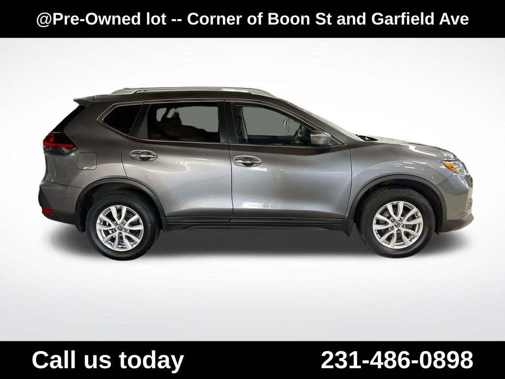 Used 2020 Gray Nissan S image 6