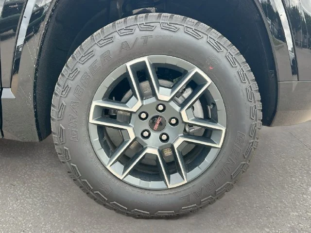 New 2027 Ebony Twilight Metallic GMC AT4 image 19