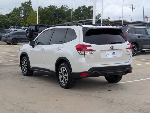 Used 2024 White Subaru Premium image 4