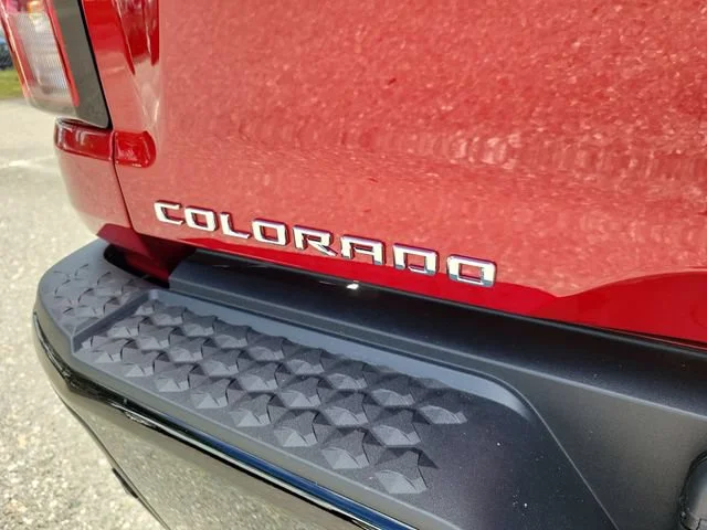 2026 Chevrolet Colorado Z71 - Photo 9