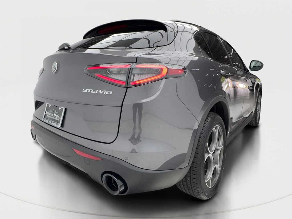 New 2026 Gray Alfa Romeo Base image 10