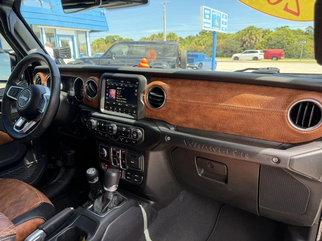 Used 2022  Jeep Rubicon 392 4x4 image 29