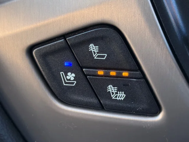 Used 2019 QUICKSILVER METALLIC GMC Denali image 30