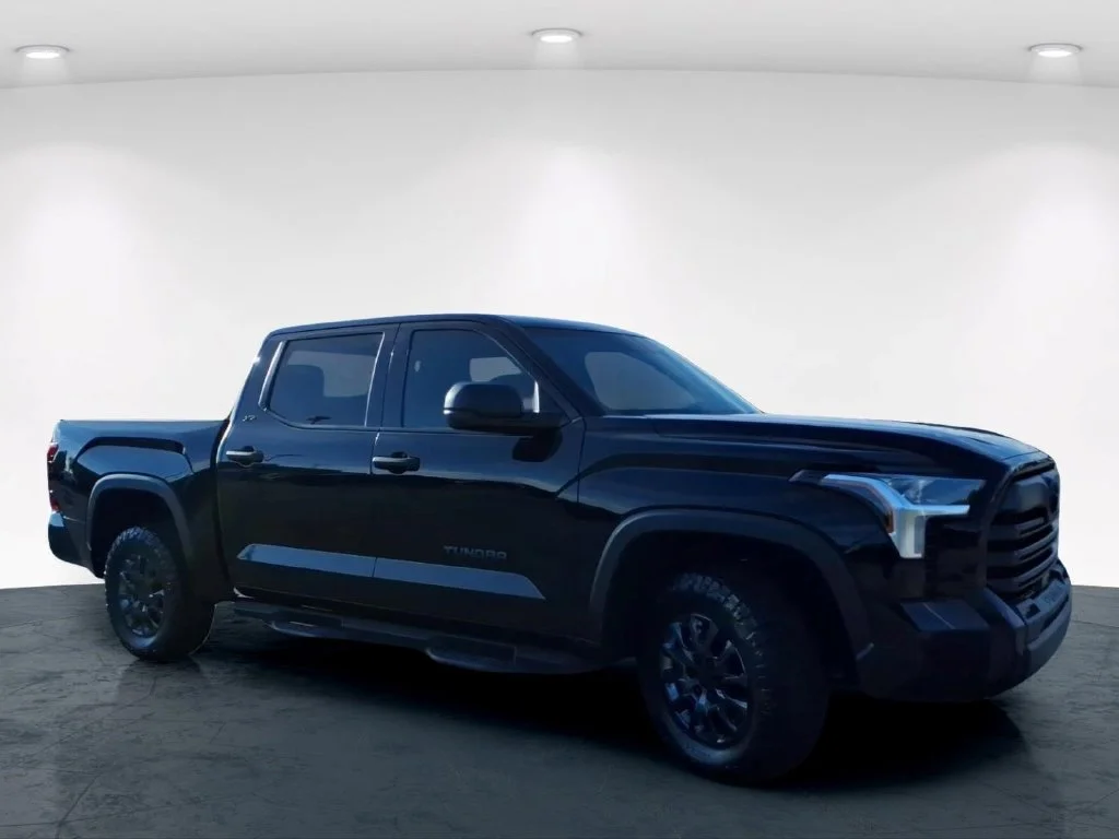 Used 2025 Black Toyota SR5 image 5