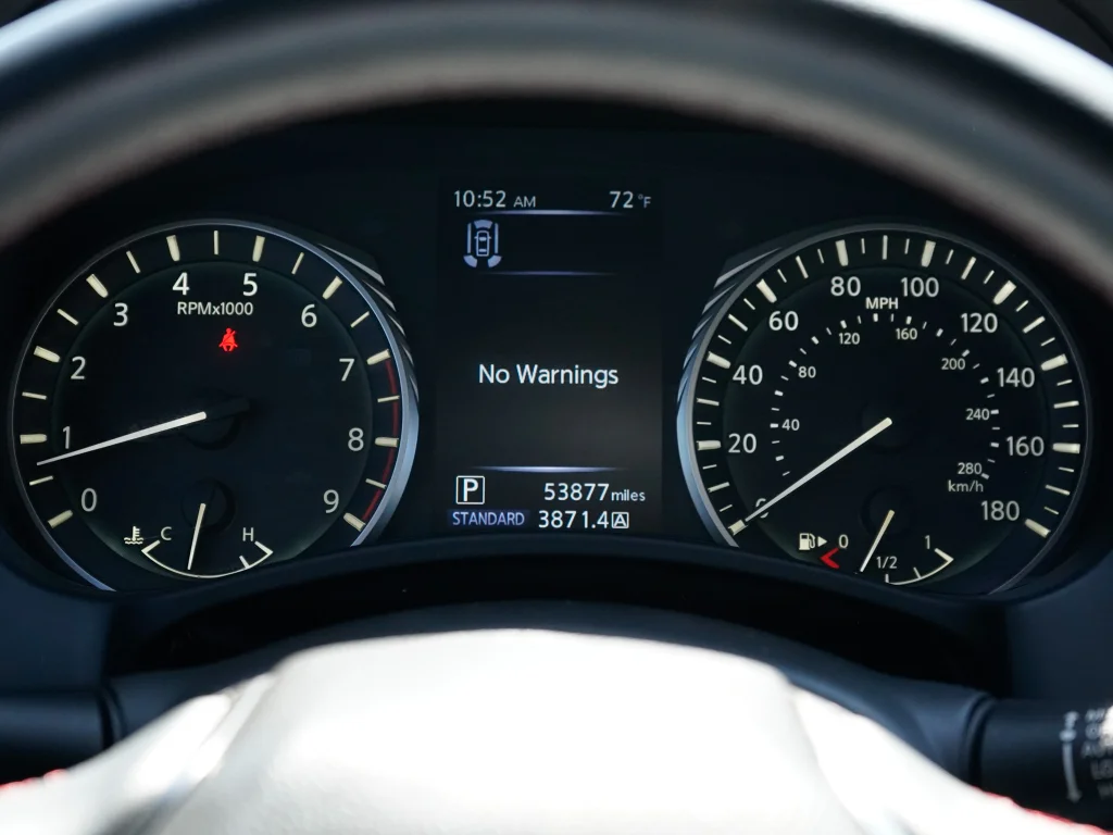 Used 2023 Majestic White INFINITI RED SPORT 400 image 14