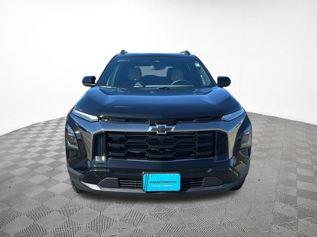 New 2027 Mosaic Black Metallic Chevrolet ACTIV image 3