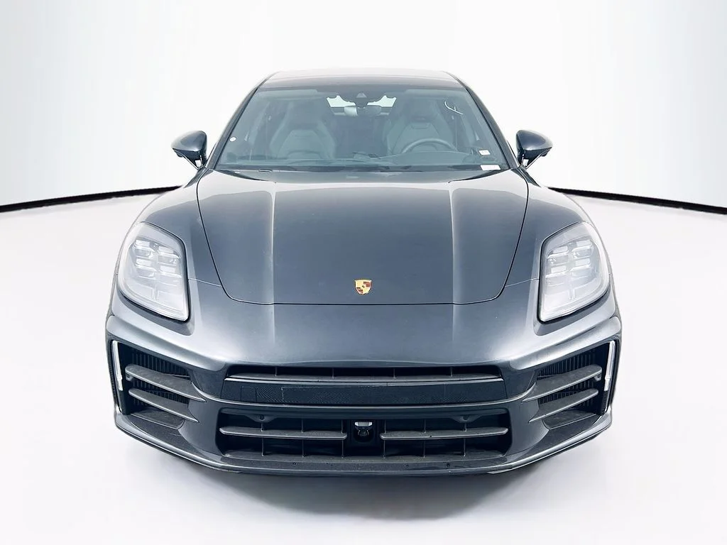 2025 Porsche Panamera 4 E-Hybrid - Photo 6