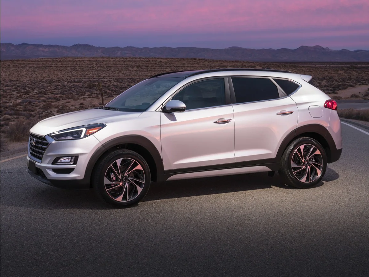 Used 2019 White Hyundai Sport image 1