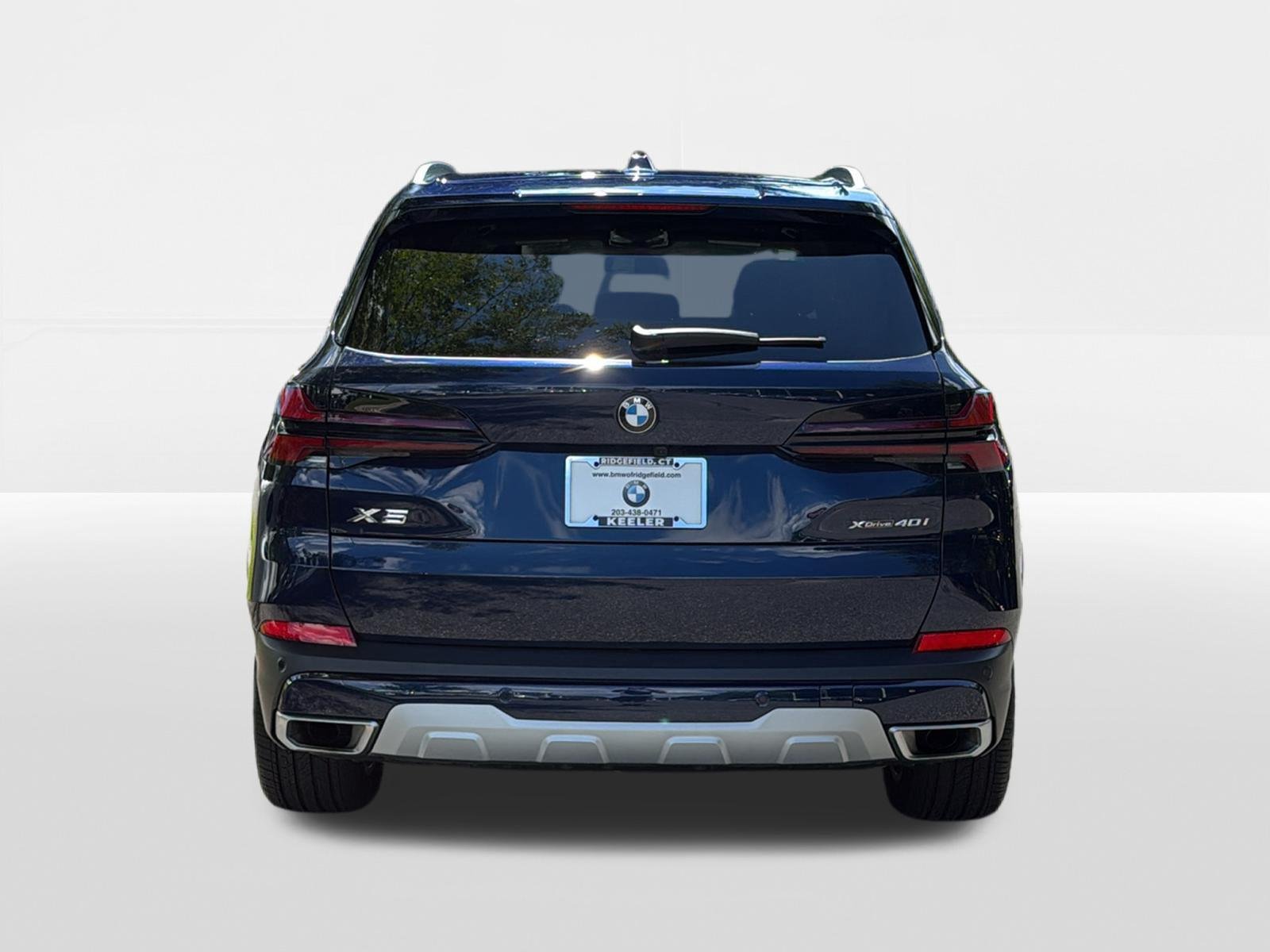Used 2026 Tanzanite Blue II Metallic BMW xDrive40i image 5