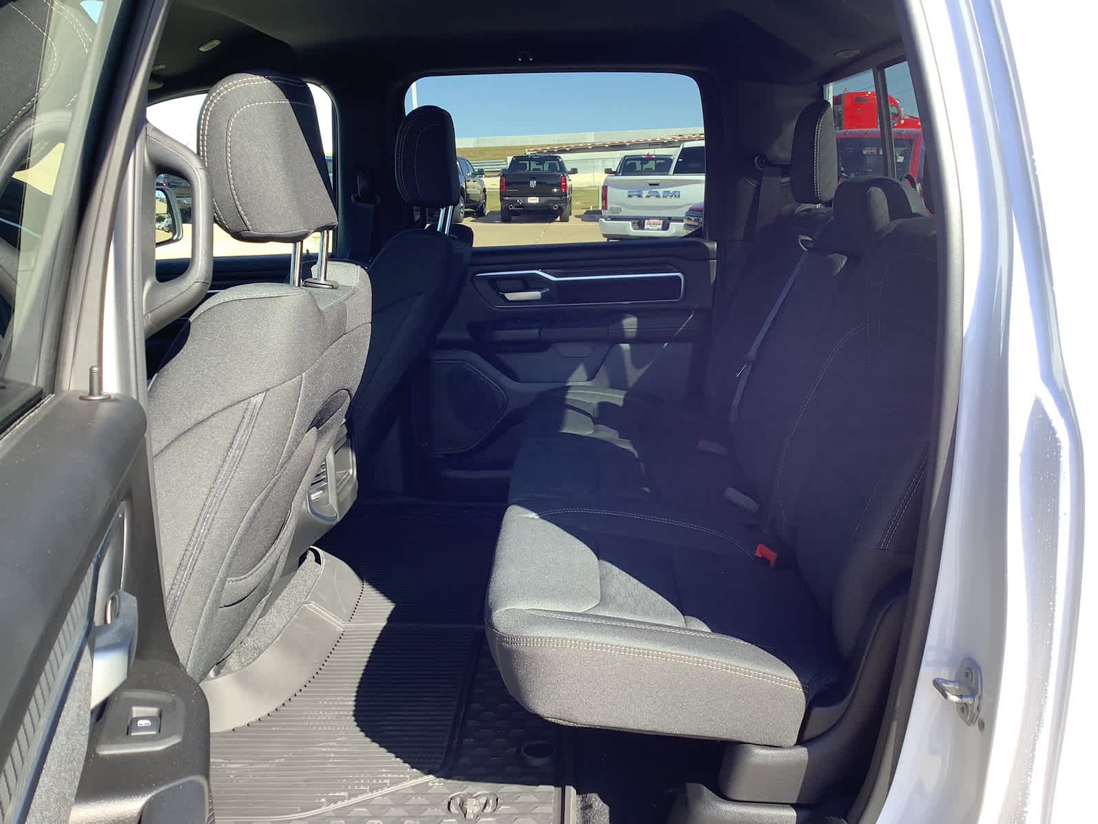 2026 RAM 1500 Big Horn/Lone Star - Photo 18