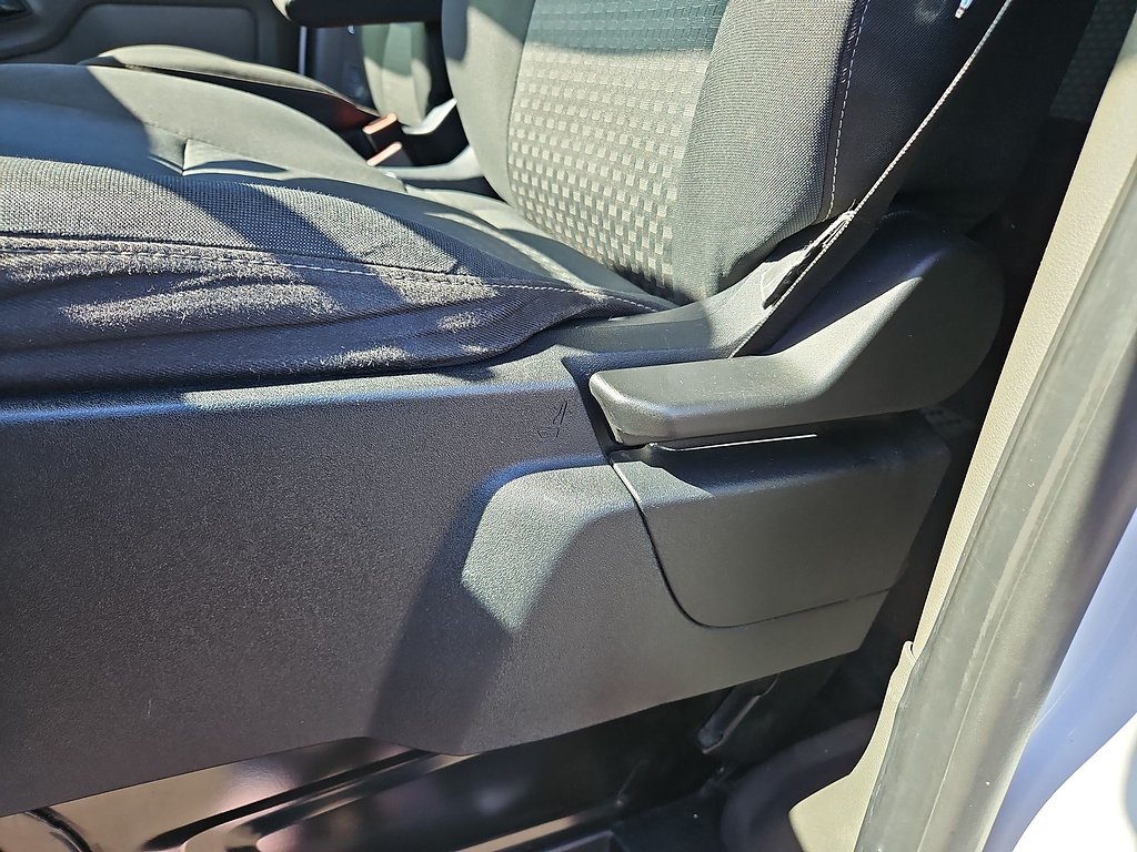 Used 2020 Oxford White Ford 350 XLT image 25