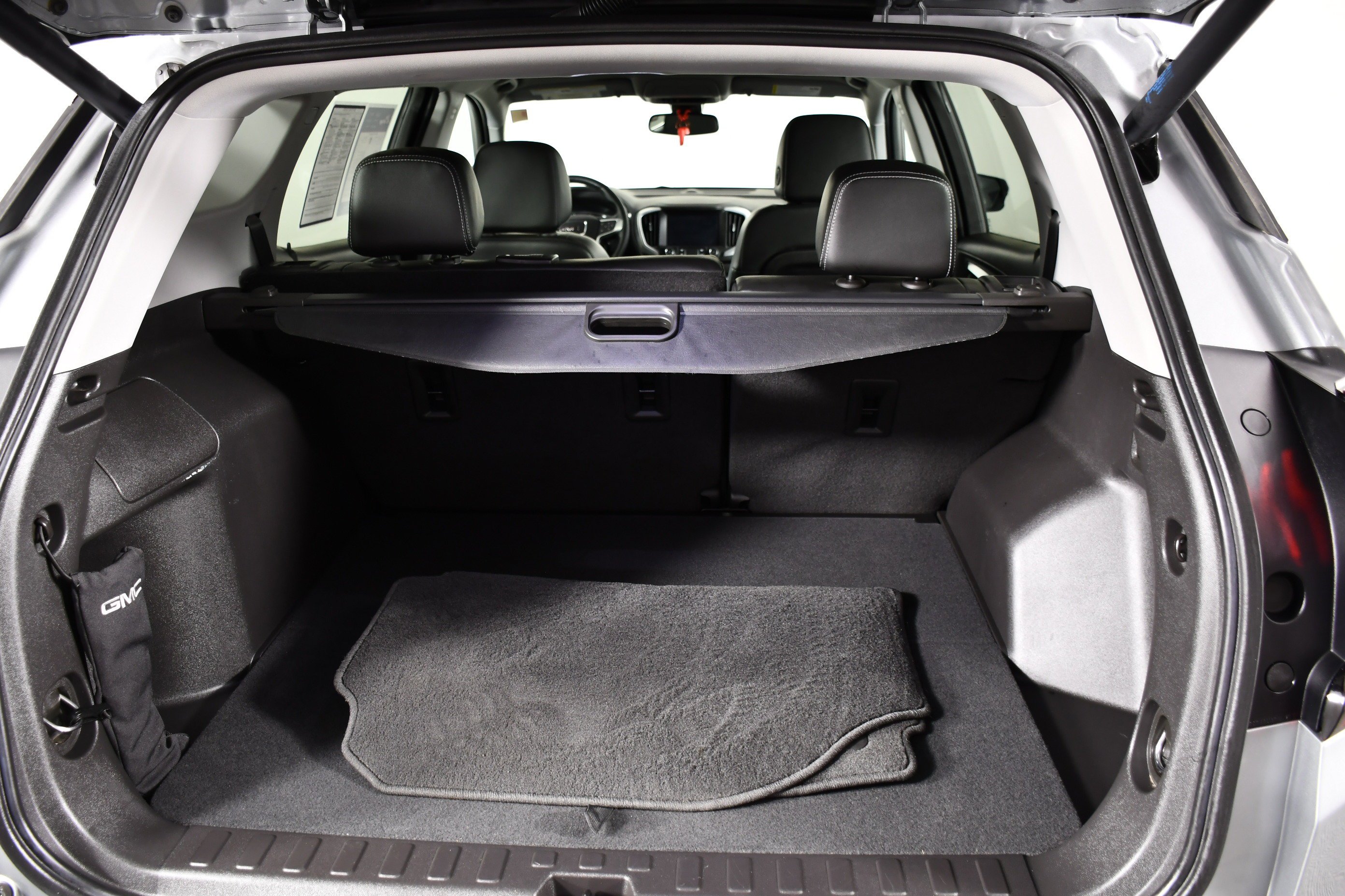 Used 2024 Sterling Metallic GMC SLT image 51