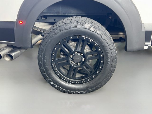 Used 2020 White Ford XL image 39