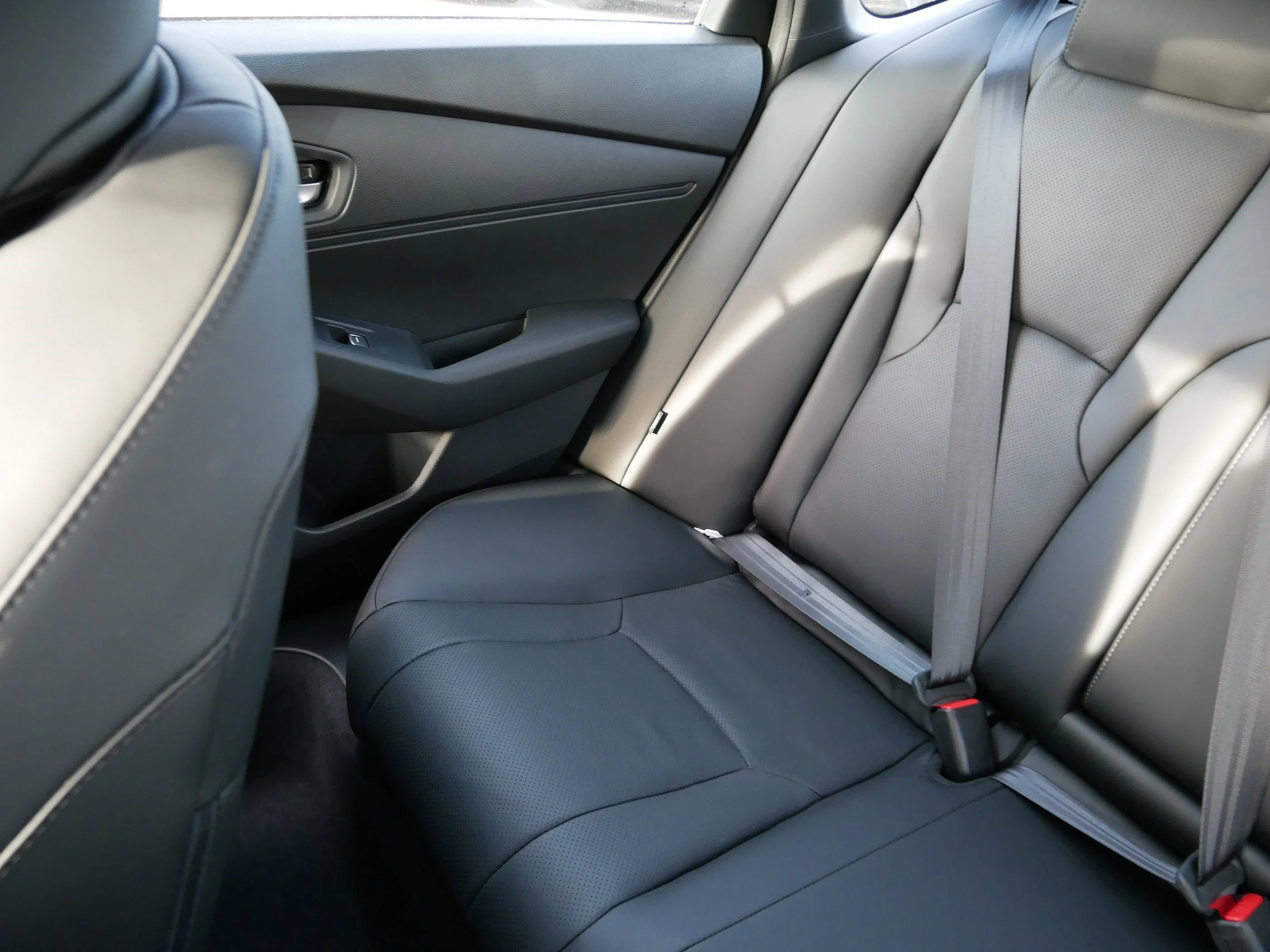 New 2026 Urban Gray Pearl Honda Sport-L image 12